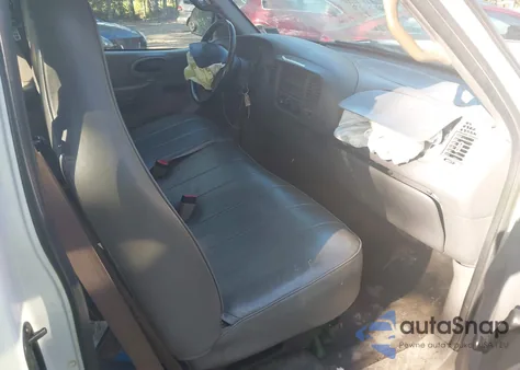 2000 Ford F150 Work Series/Xl/Xlt from USA, damaged, VIN 1FTZX1725YNA69636